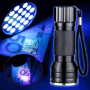 Ultra Violet 21 LED Flashlight