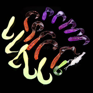 105Pcs Fishing Lure Set - OutdoorsAdventurer